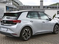 Gebraucht VW ID.3 Pro Performance 150 kW (204 PS) 2022 Scale silver (metallic) Kleinwagen