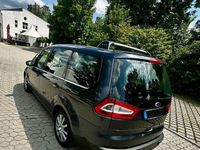 Gebraucht Ford Galaxy Ghia 140 PS (102 kW) 2008 Braun Van / Kleinbus