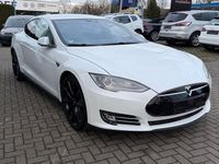 Gebraucht Tesla Model S Performance 309 kW (421 PS) 2015 Weiß Kleinwagen