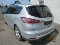 Gebraucht Ford S-MAX Titanium 179 PS (131 kW) 2017 Silber Van / Kleinbus