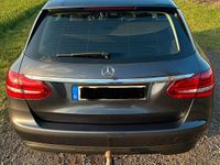 Gebraucht Mercedes C220 170 PS (125 kW) 2014 Grau Kombi