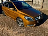 Gebraucht Mercedes 250 211 PS (155 kW) 2012 Beige Van / Kleinbus