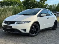 Gebraucht Honda Civic Comfort 99 PS (72 kW) 2011 Premium white p. Kleinwagen