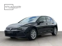 Second-hand VW Golf VIII Life 131 CP (96 kW) 2023 Negru Berlinǎ