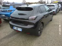Gebraucht Peugeot 208 Allure 101 PS (74 kW) 2025 Schwarz (noir perla nera) Kleinwagen