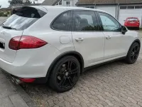 Gebraucht Porsche Cayenne 245 PS (180 kW) 2012 Grau SUV
