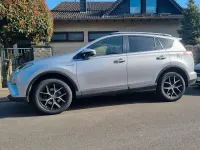 Gebraucht Toyota RAV4 197 PS (144 kW) 2018 Grau SUV