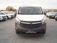 Gebraucht Opel Vivaro 118 PS (86 kW) 2018 Weiß Van / Kleinbus