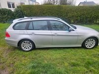 Gebraucht BMW 320 130 PS (95 kW) 2007 Grau Kombi