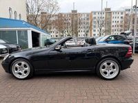 Gebraucht Mercedes SLK230 197 PS (144 kW) 2000 Schwarz Cabrio