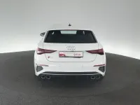 Gebraucht Audi S3 Design 310 PS (228 kW) 2024 Weiß Limousine