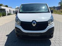 Gebraucht Renault Trafic Komfort 90 PS (66 kW) 2016 Weiß Van / Kleinbus