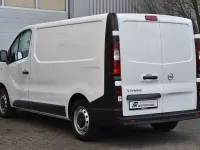 Gebraucht Opel Vivaro 120 PS (88 kW) 2018 Weiß Van / Kleinbus