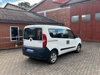 Gebraucht Opel Combo Selection 105 PS (77 kW) 2013 Weiß Van / Kleinbus