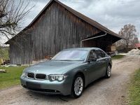 Gebraucht BMW 745 333 PS (244 kW) 2004 Grün Limousine