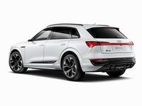 Gebraucht Audi SQ8 e-tron Ambiente 369 kW (503 PS) 2024 Gletscherweiß metallic SUV