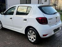 Gebraucht Dacia Sandero 75 PS (55 kW) 2017 Weiß Limousine