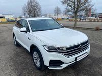Gebraucht VW Touareg 231 PS (169 kW) 2020 Weiß SUV