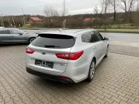 Gebraucht Kia Optima 141 PS (103 kW) 2017 Silber Kombi