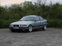 Używany BMW 320 Basis 150 KM (110 kW) 1994 Srebrny Coupe