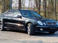 Gebraucht Mercedes E500 AMG 306 PS (225 kW) 2005 Schwarz Limousine