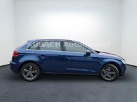 Gebraucht Audi A3 Ambiente 150 PS (110 kW) 2016 Blau Limousine