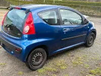 Gebraucht Peugeot 107 68 PS (50 kW) 2006 Blau Kleinwagen