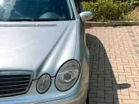 Gebraucht Mercedes E200 163 PS (119 kW) 2003 Silber Limousine