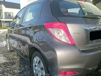 Gebraucht Toyota Yaris Life 99 PS (72 kW) 2012 Grau metallic Kleinwagen
