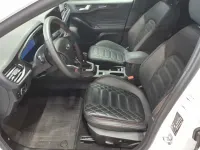 Gebraucht Ford Focus ST-Line X 155 PS (114 kW) 2023 Frozen white Limousine