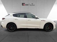 gebraucht Maserati Levante TROFEO MY23 V8 580PS AWD Bianco&Nero