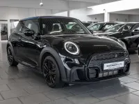 Gebraucht Mini John Cooper Works 136 PS (100 kW) 2021 Midnight black Kleinwagen