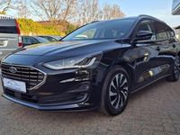 Gebraucht Ford Focus Titanium 120 PS (88 kW) 2022 Schwarz Limousine