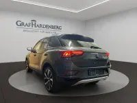 Gebraucht VW T-Roc Style 150 PS (110 kW) 2025 Grau SUV