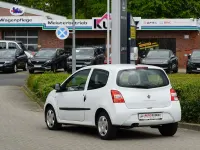 Gebraucht Renault Twingo Authentique 75 PS (55 kW) 2011 Weiß Kleinwagen