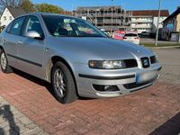 Usata Seat Leon 105 CV (77 kW) 2003 Argento Utilitaria