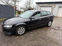Gebraucht Audi A3 Ambiente 105 PS (77 kW) 2011 Grau Kleinwagen