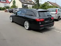 Gebraucht Mercedes E250 AMG 211 PS (155 kW) 2017 Schwarz Limousine
