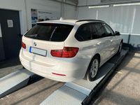 Gebraucht BMW 316 136 PS (100 kW) 2014 Weiß Kombi