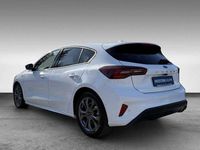 Gebraucht Ford Focus ST-Line 125 PS (91 kW) 2024 Weiß (frostweiß) Limousine