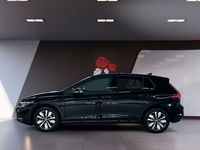Gebraucht VW Golf VIII Move 110 PS (80 kW) 2023 Deep black perleffekt (metallic) Limousine