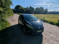 Gebraucht Ford Fiesta 90 PS (66 kW) 2009 Schwarz Limousine