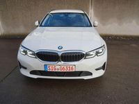 Gebraucht BMW 320 190 PS (139 kW) 2022 Weiß Kombi