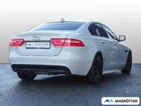 Gebraucht Jaguar XE R-Sport 180 PS (132 kW) 2017 Weiß Limousine