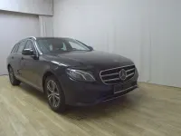 Gebraucht Mercedes E220 Avantgarde 194 PS (142 kW) 2020 Schwarz Kombi