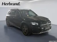 Gebraucht Mercedes GLB200 AMG 150 PS (110 kW) 2025 Metalliclack kosmosschwarz SUV