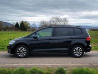 Gebraucht VW Touran 150 PS (110 kW) 2023 Schwarz Van / Kleinbus