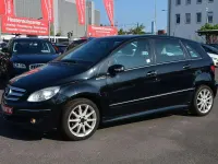 Gebraucht Mercedes B200 136 PS (100 kW) 2008 Schwarz Van / Kleinbus