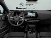 Nowe BMW 120 Performance 170 KM (125 kW) 2026 Czerwony Hatchback