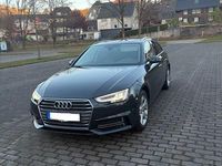 Gebraucht Audi A4 Comfort 150 PS (110 kW) 2019 Grau Kombi